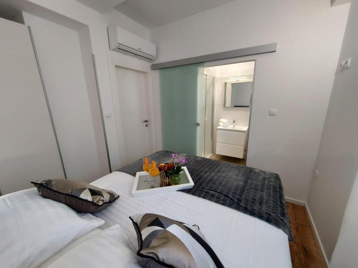 Apartmani Cvita Omiš Buitenkant foto